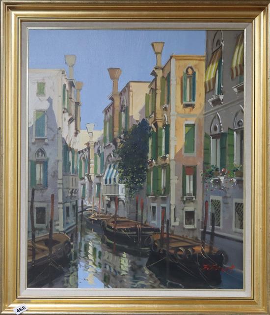 Roberti, oil on canvas, Venetian canal scene, signed, 60 x 50cm